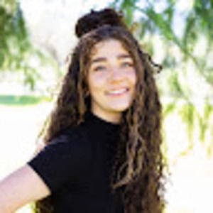 Meet your Posher, Sidona